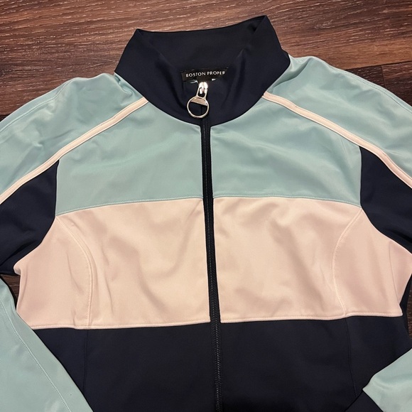 Boston Proper Women's Color Block active performance Jacket - navy mint white M - Picture 10 of 10